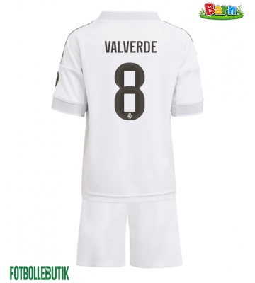 Real Madrid Federico Valverde #8 Hemmaställ Barn 2025-26 Kortärmad (+ Korta byxor)